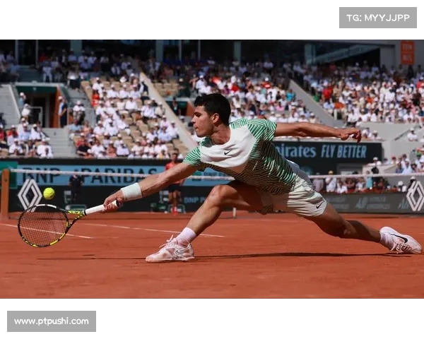 温网冠军阿尔卡拉斯的特别致电：向莫拉塔分享喜讯的那一刻(阿尔卡拉斯退赛)