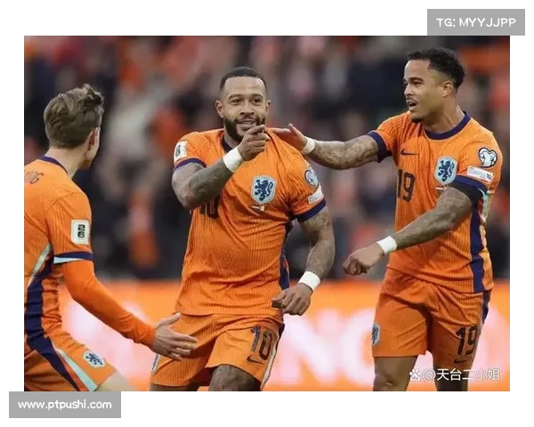 马伦替补发力，荷兰新锋线明星追平亨特拉尔纪录(荷兰前锋亨特拉尔)
