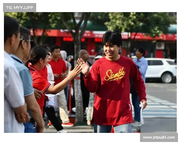 黑崎久志:比赛将非常艰难,但我们必须全力以赴争取胜利(黑崎セツル) 黑崎久志:比赛将非常艰难,但我们必须全力以赴争取胜利(黑崎セツル)