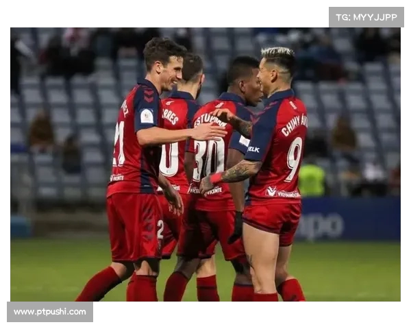 国王杯塞维利亚对阵格拉纳达恩内斯里头球破门 国王杯塞维利亚对阵格拉纳达恩内斯里头球破门