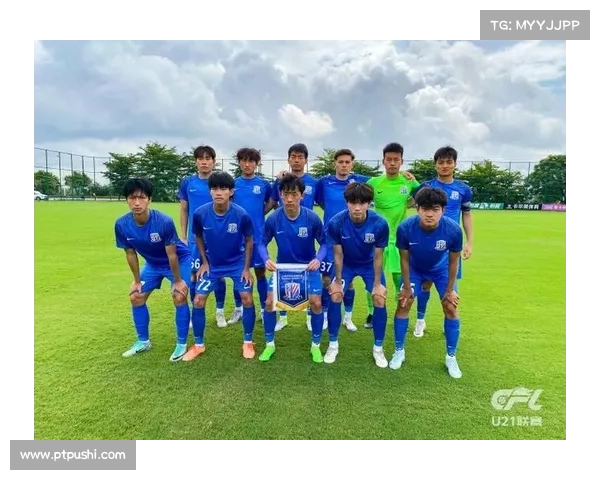 上海申花青训U耀赛场，王一凡传射助力贺麟涵建功(上海申花青年队主教练)